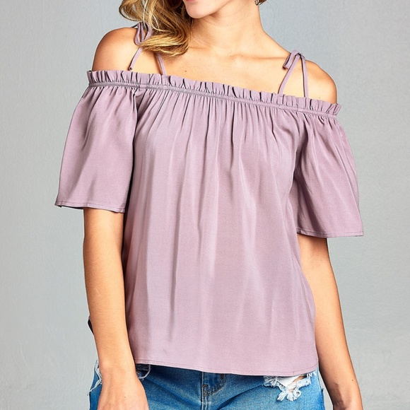 active usa Tops - 30% OFF BUNDLES Medium Tie Shoulder Woven Blouse